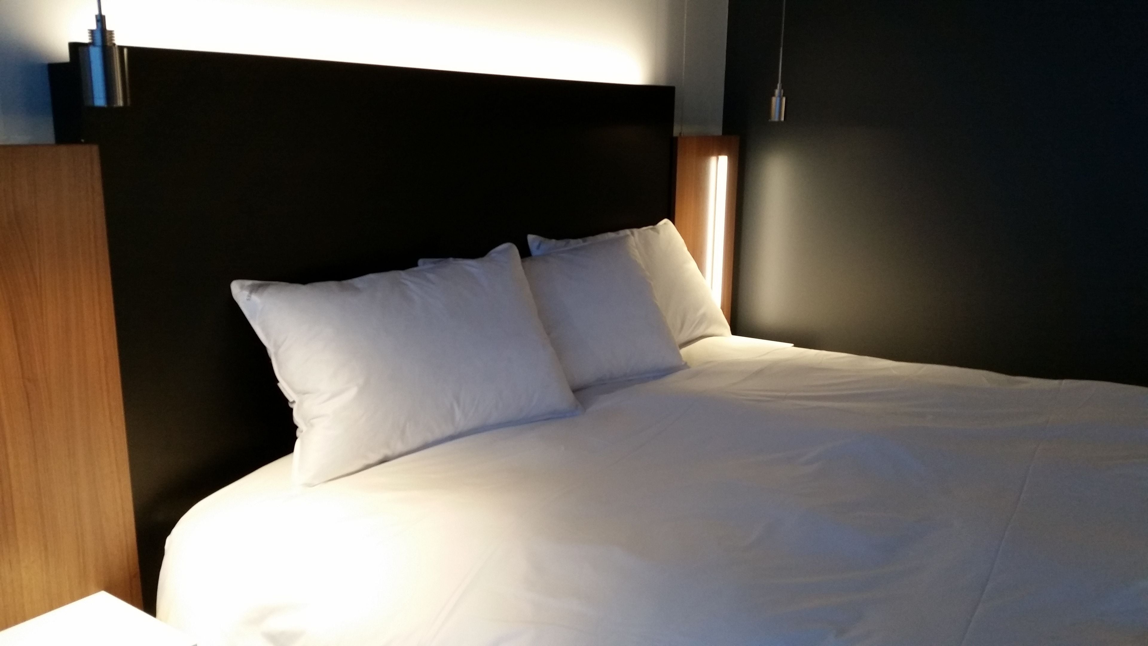 1 bedroom, egyptian cotton sheets, premium bedding, minibar