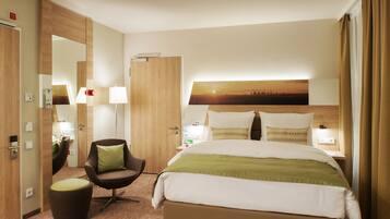 Standardzimmer, 1 Queen-Bett (Minifridge) | 1 Schlafzimmer, Allergikerbettwaren, Zimmersafe, Schreibtisch