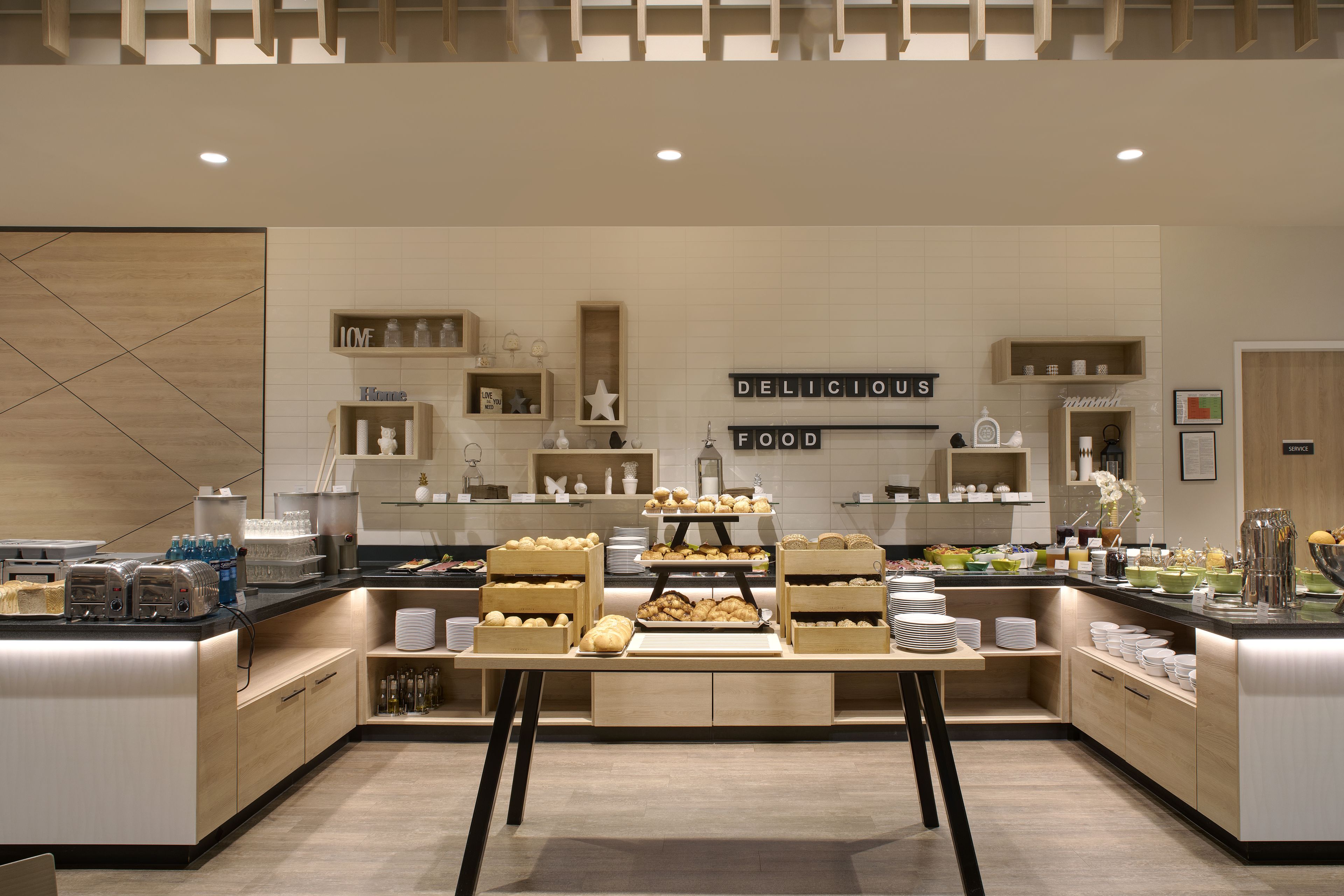 Daily buffet breakfast (EUR 26 per person)