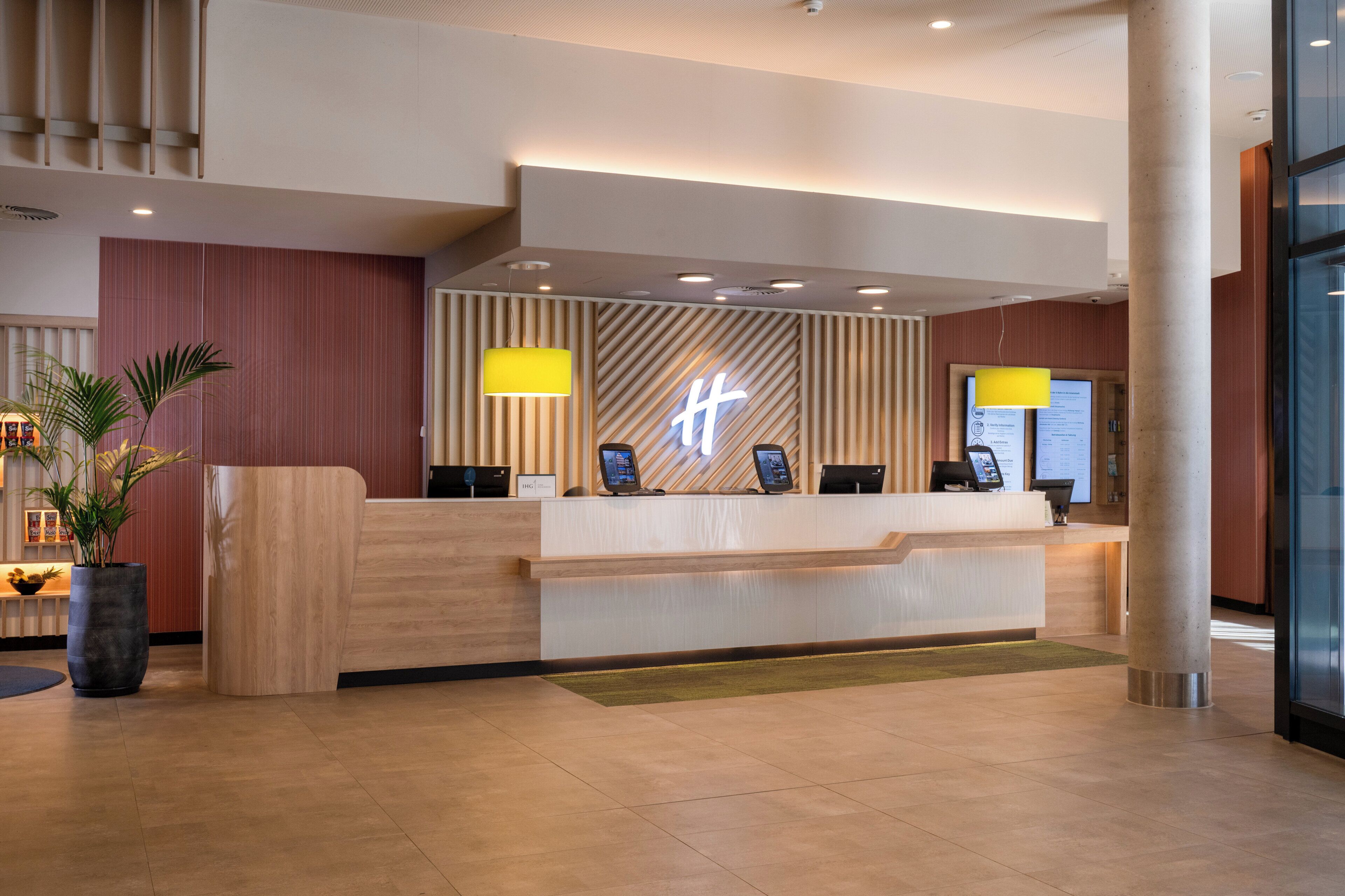 Photo - Holiday Inn Frankfurt Airport by IHG