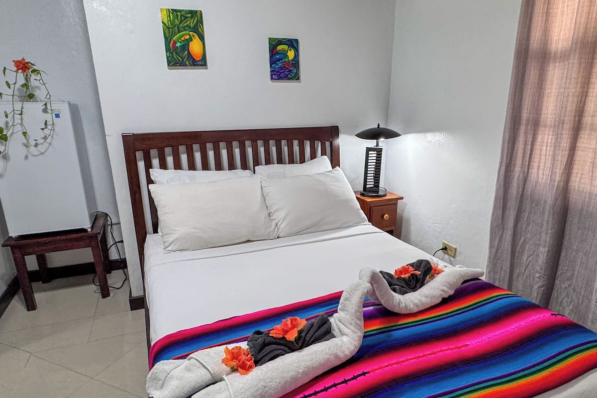Standard Room, 1 Double Bed | Premium bedding, individually decorated, individually furnished