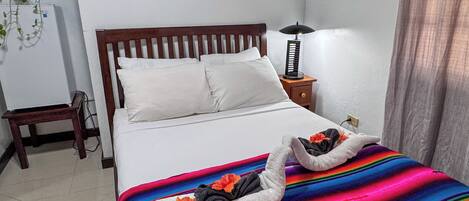 Standard Room, 1 Double Bed | Premium bedding, individually decorated, individually furnished