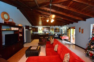 Smart TV 32 polegadas com canais digitais