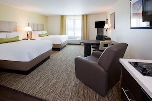 Caja de seguridad en la habitación y escritorio