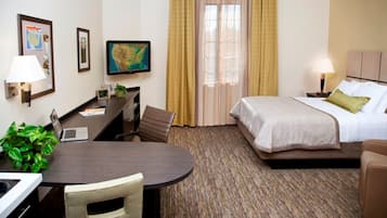Studio Suite, 1 Queen Bed, Accessible (Communications Accessible)