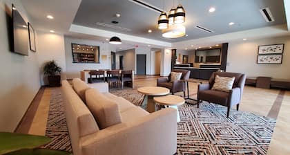 Candlewood Suites Lake Charles South by IHG