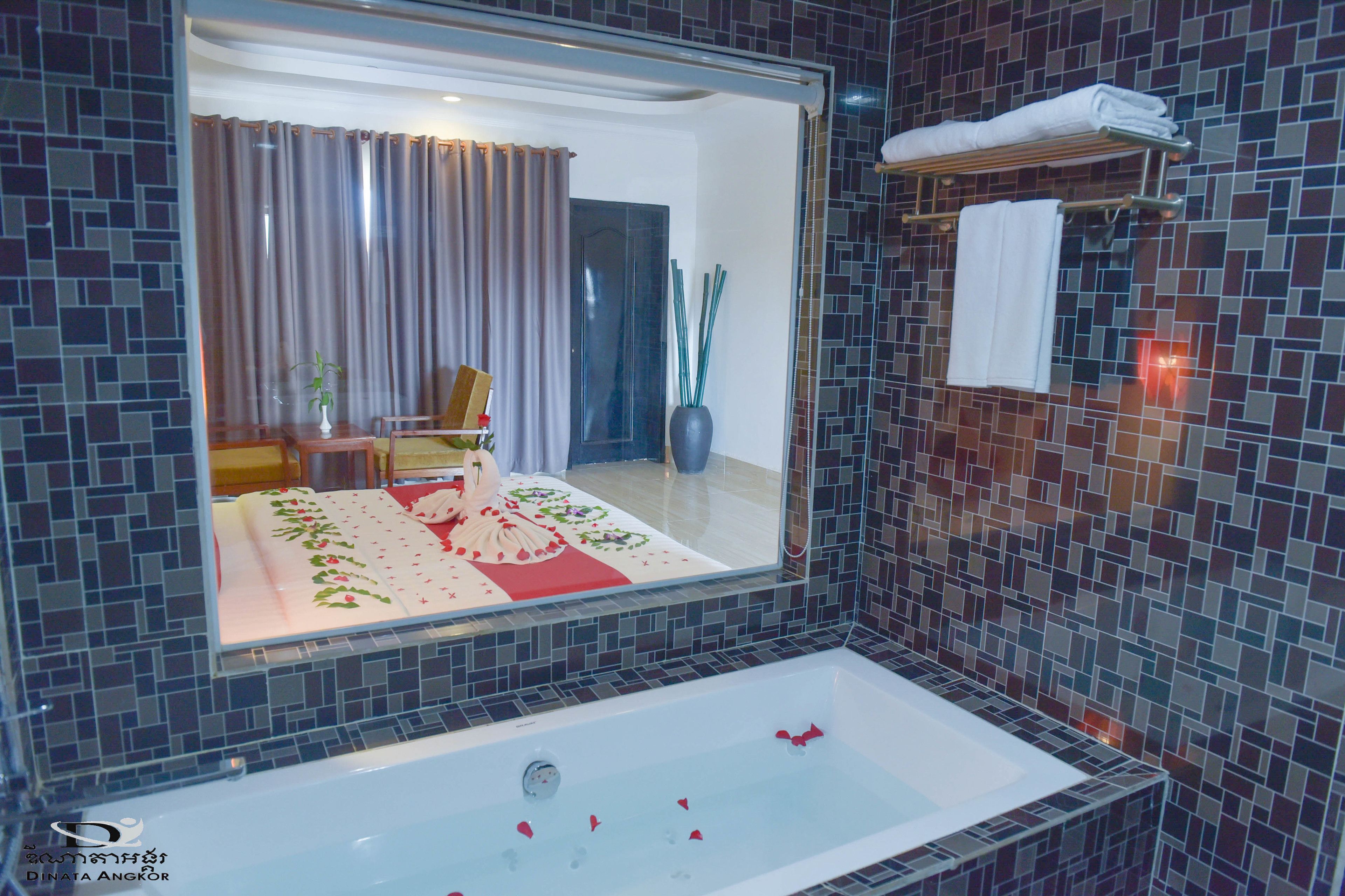 deep-soaking bathtub