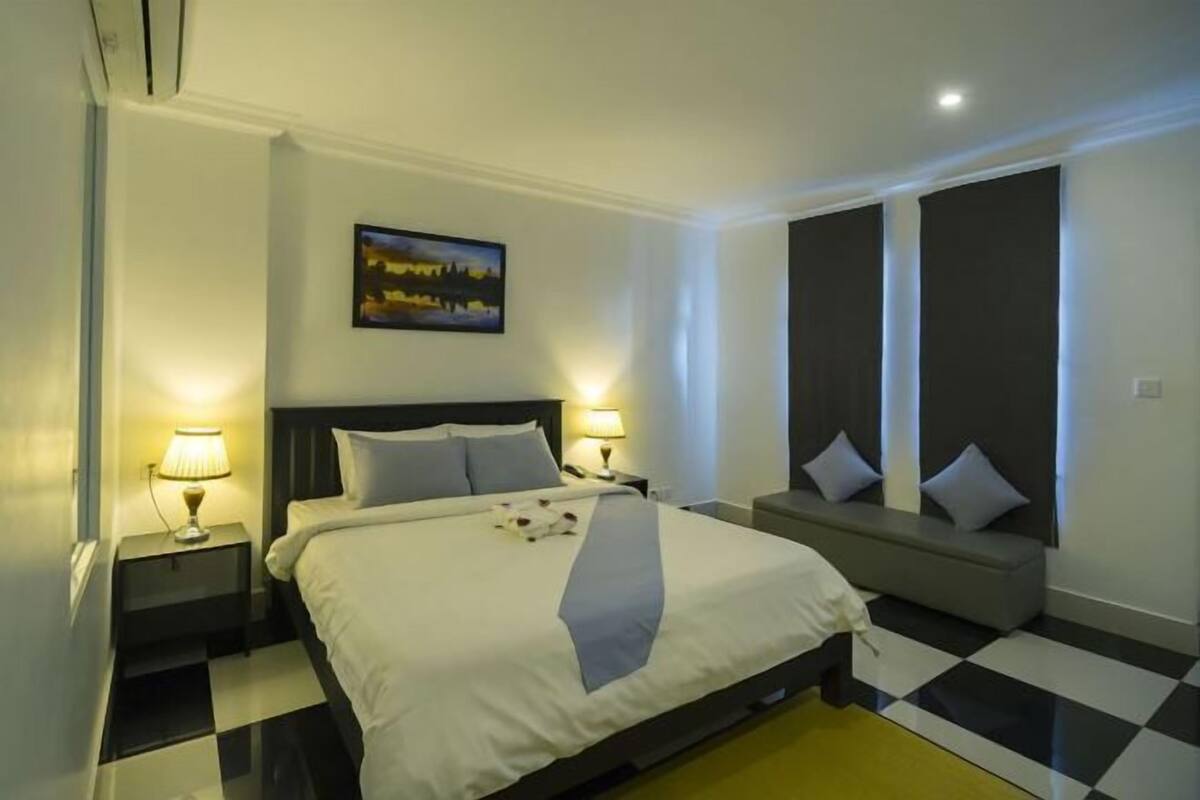 1 chambre, minibar, coffre-fort, bureau