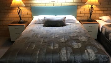客房, 1 間臥室 (Queen Room - Double Rate) | 高級寢具、獨特裝潢、布置獨特、筆電工作空間