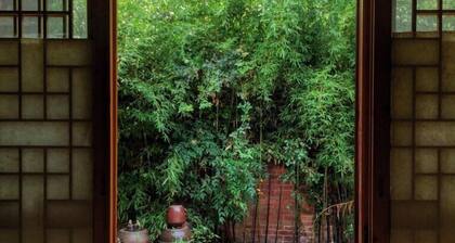 Gongsimga Hanok Guesthouse