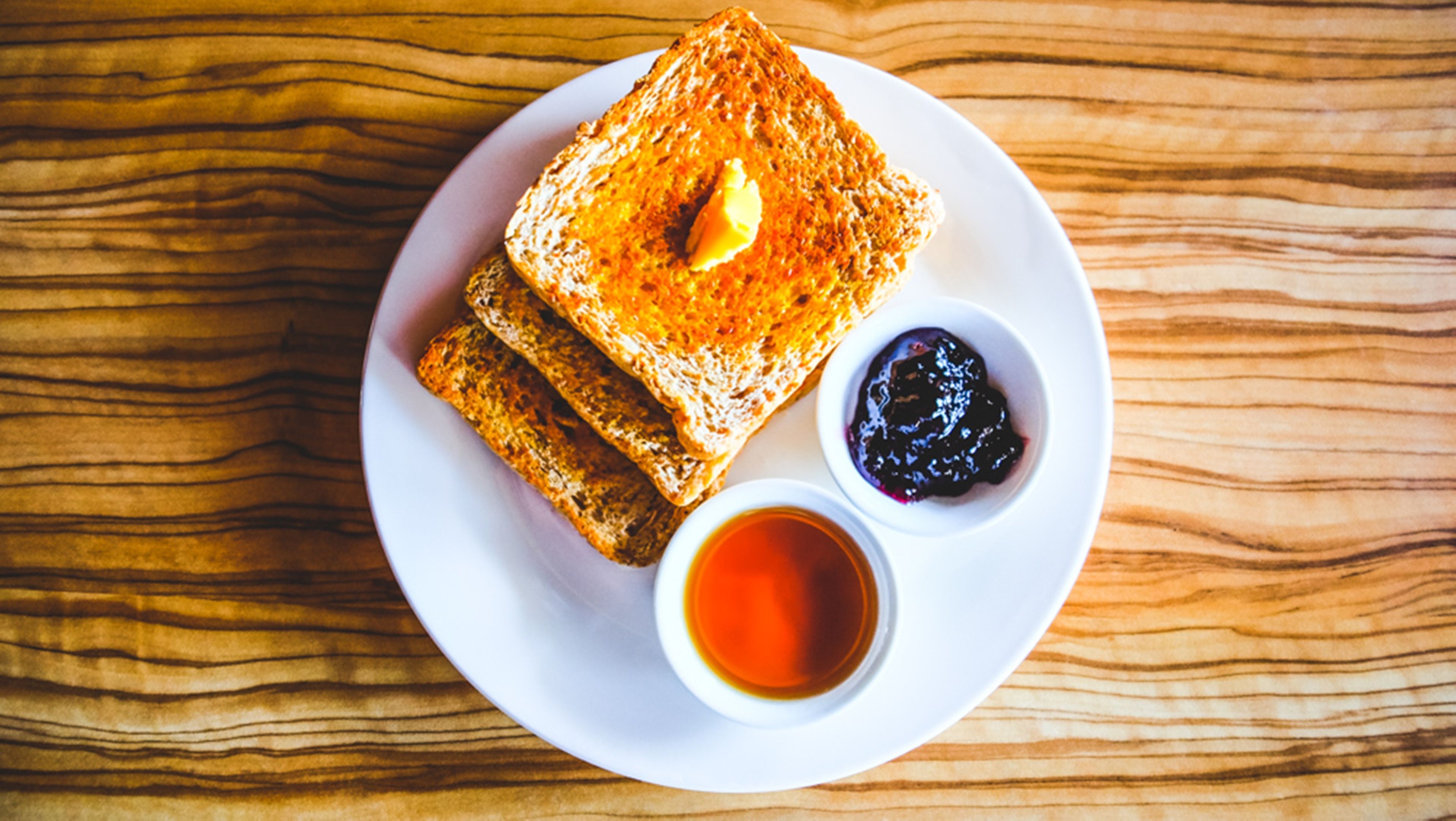 Breakfast, lunch, dinner served; Filipino cuisine 