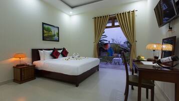 1 Schlafzimmer, Minibar, Zimmersafe, Schreibtisch