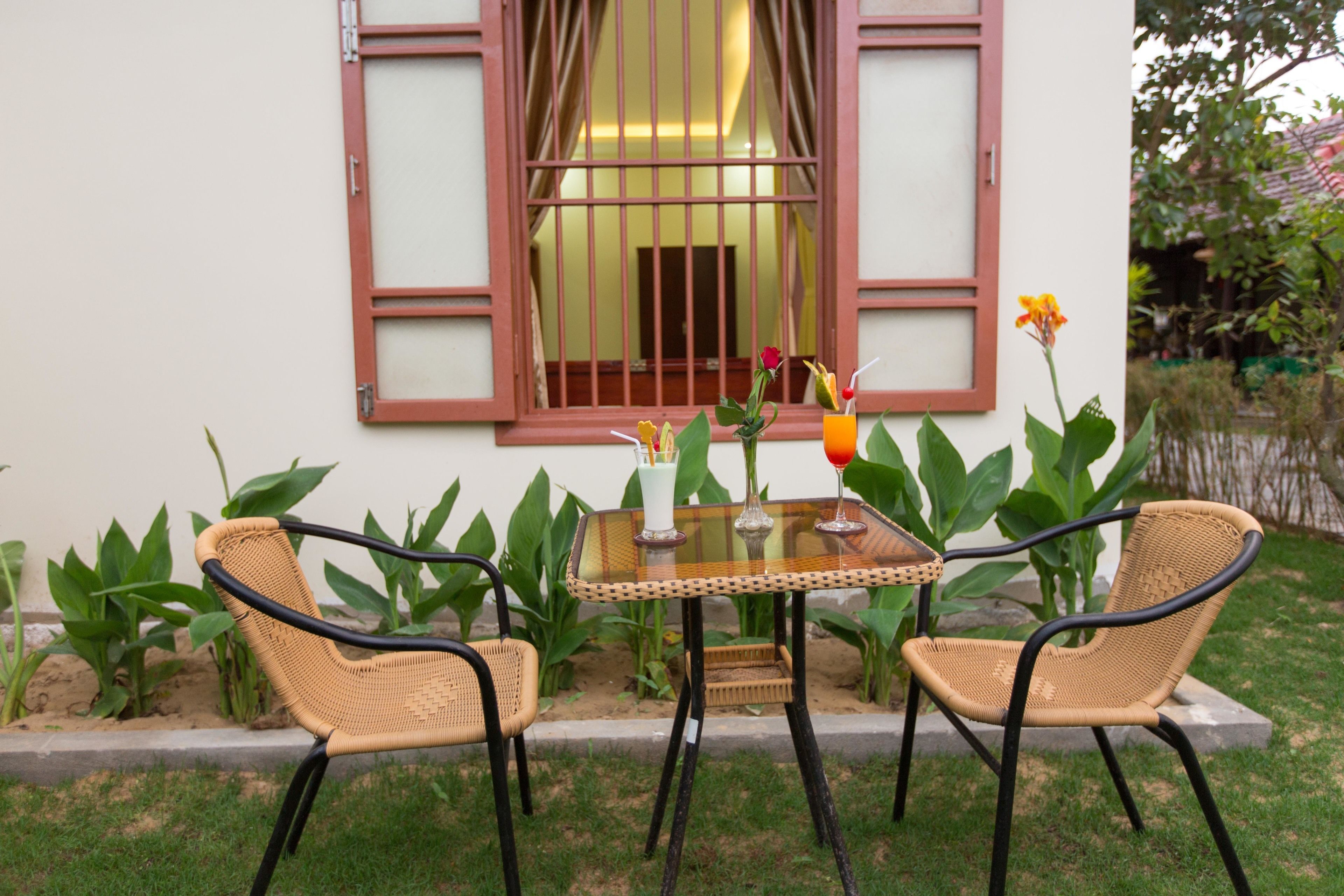 Tempat makan outdoor