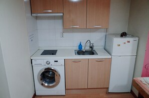 Private kitchenette - Bong Backpackers (Seoul)