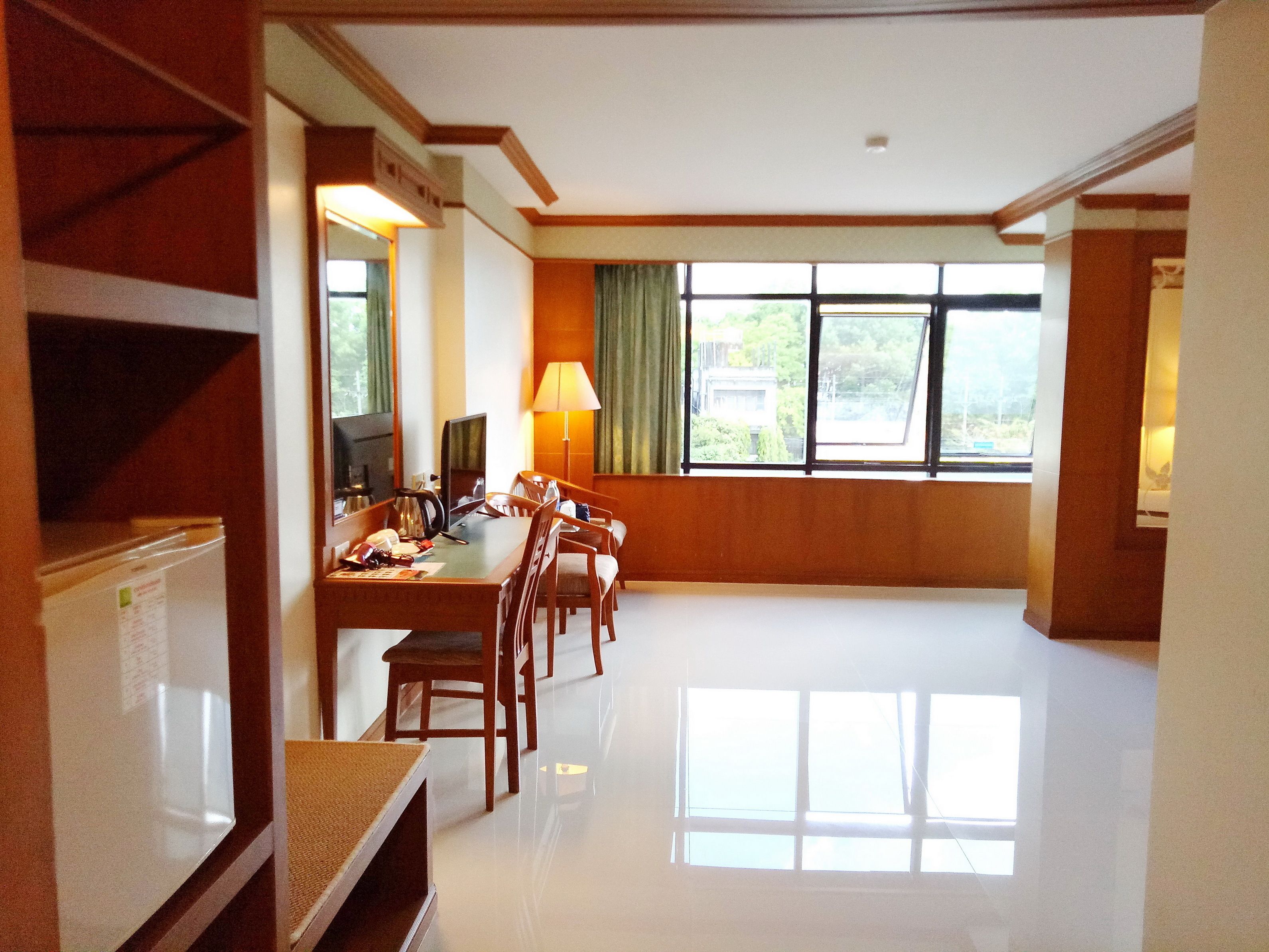 Ropa de cama hipoalergénica y minibar 