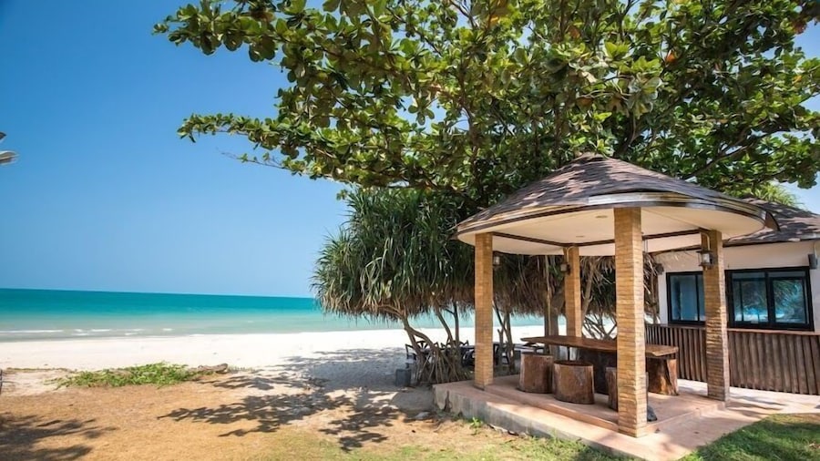 Chonnapha Resort