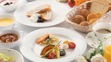 Café da manhã com buffet todos os dias mediante uma taxa