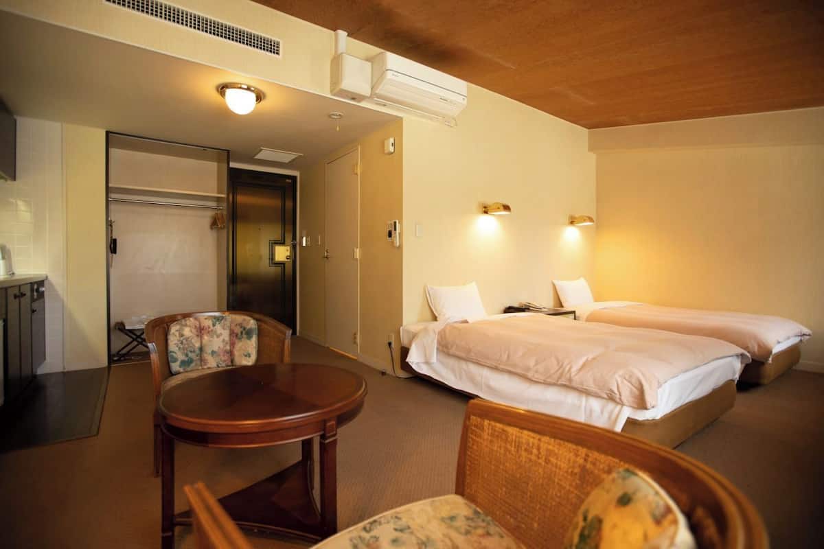 Superior-Zweibettzimmer, Nichtraucher | Schreibtisch, kostenloses WLAN, Bettwäsche