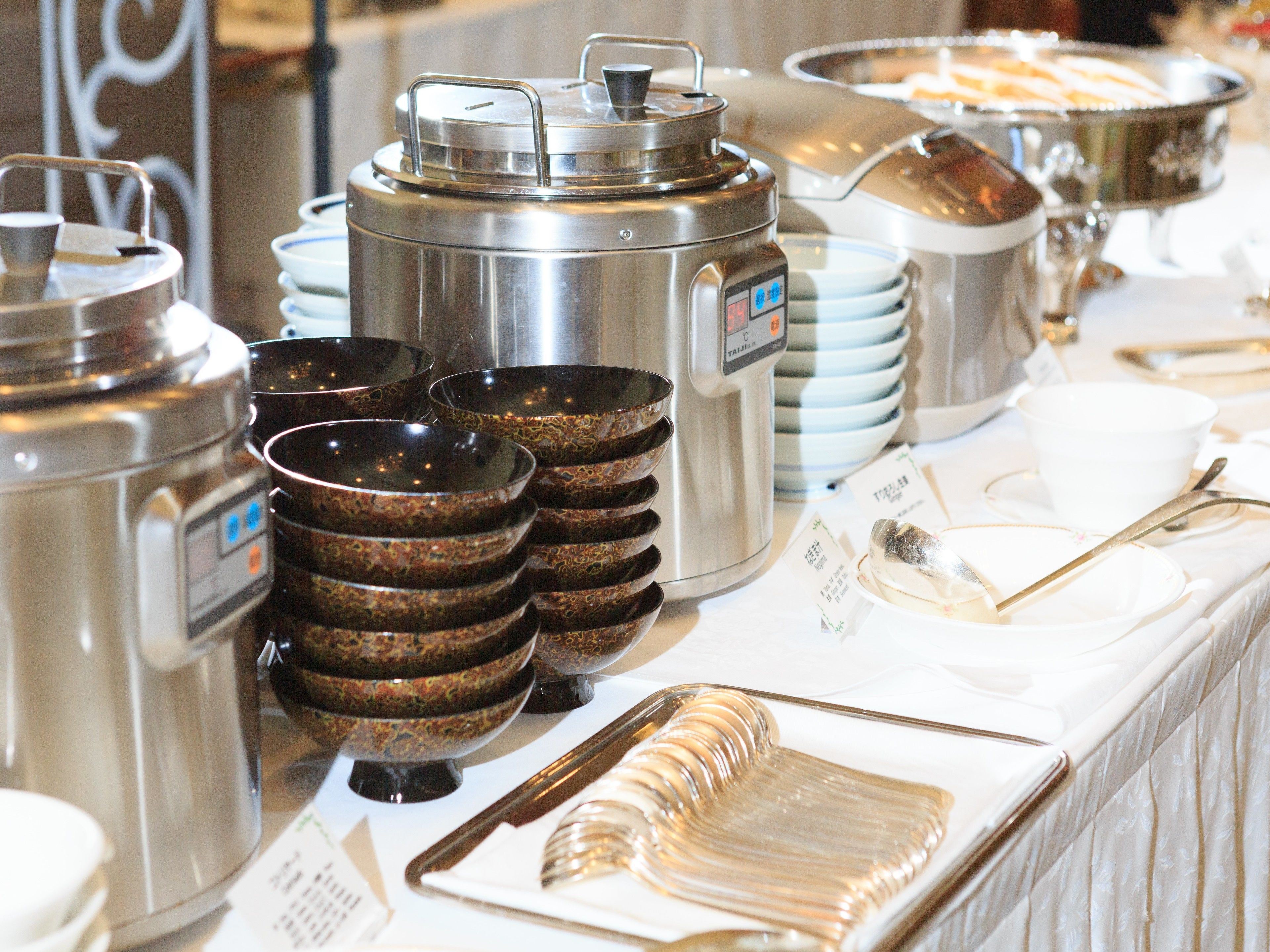 breakfast (jpy 2000 per person)