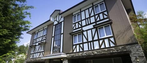 Façade de lâhĂ©bergement