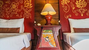 Familie-bungalow | Minibar, individuelt dekorert, individuelt innredet og skrivebord