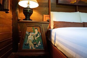 Habitación estándar doble | Minibar, decoración individual, mobiliario individual y escritorio