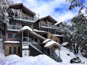 Front of property - Altezza 1570 (Falls Creek)