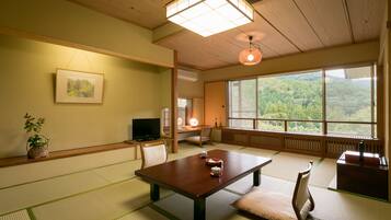 Quarto tradicional (Standard Japanese Style) | Cofres nos quartos