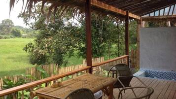 Terassi/patio