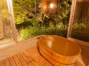 Combined shower/tub, spring water tub, free toiletries, electronic bidet - Shima Grand Hotel (Nakanojo)