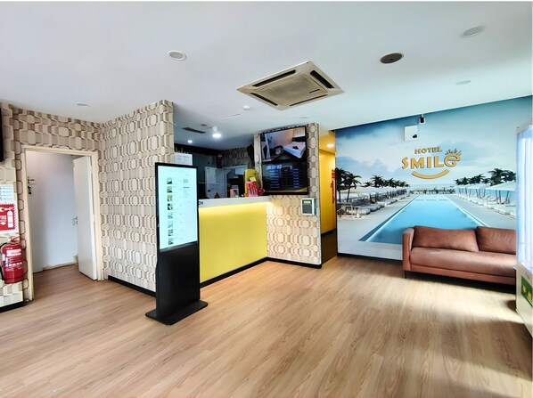 Lobby - Smile Hotel Cheras Pudu KL (Kuala Lumpur)