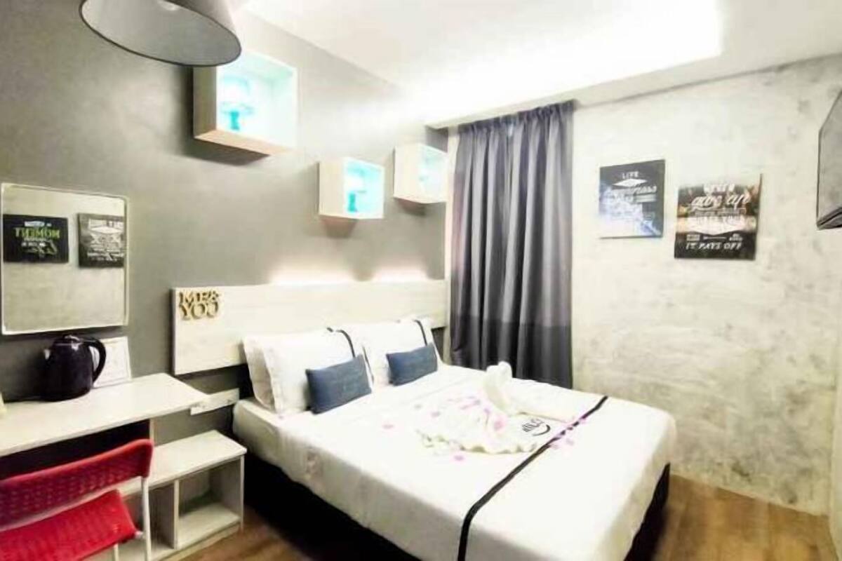 Individualmente decorados, escrivaninha