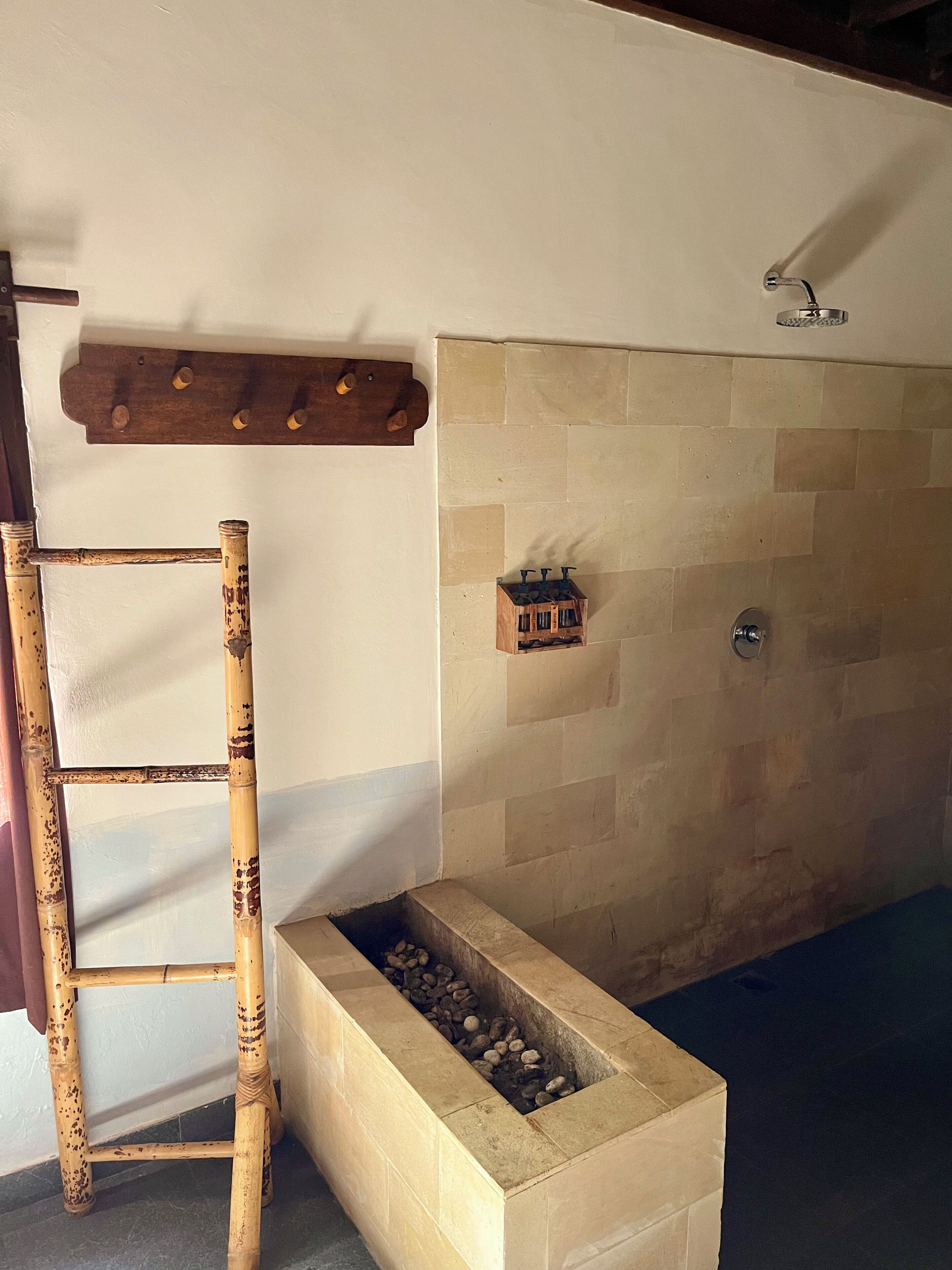 Photo - Oceans 5 Dive Resort