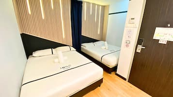 家庭客房 | 書桌、熨斗/熨衫板、免費 Wi-Fi
