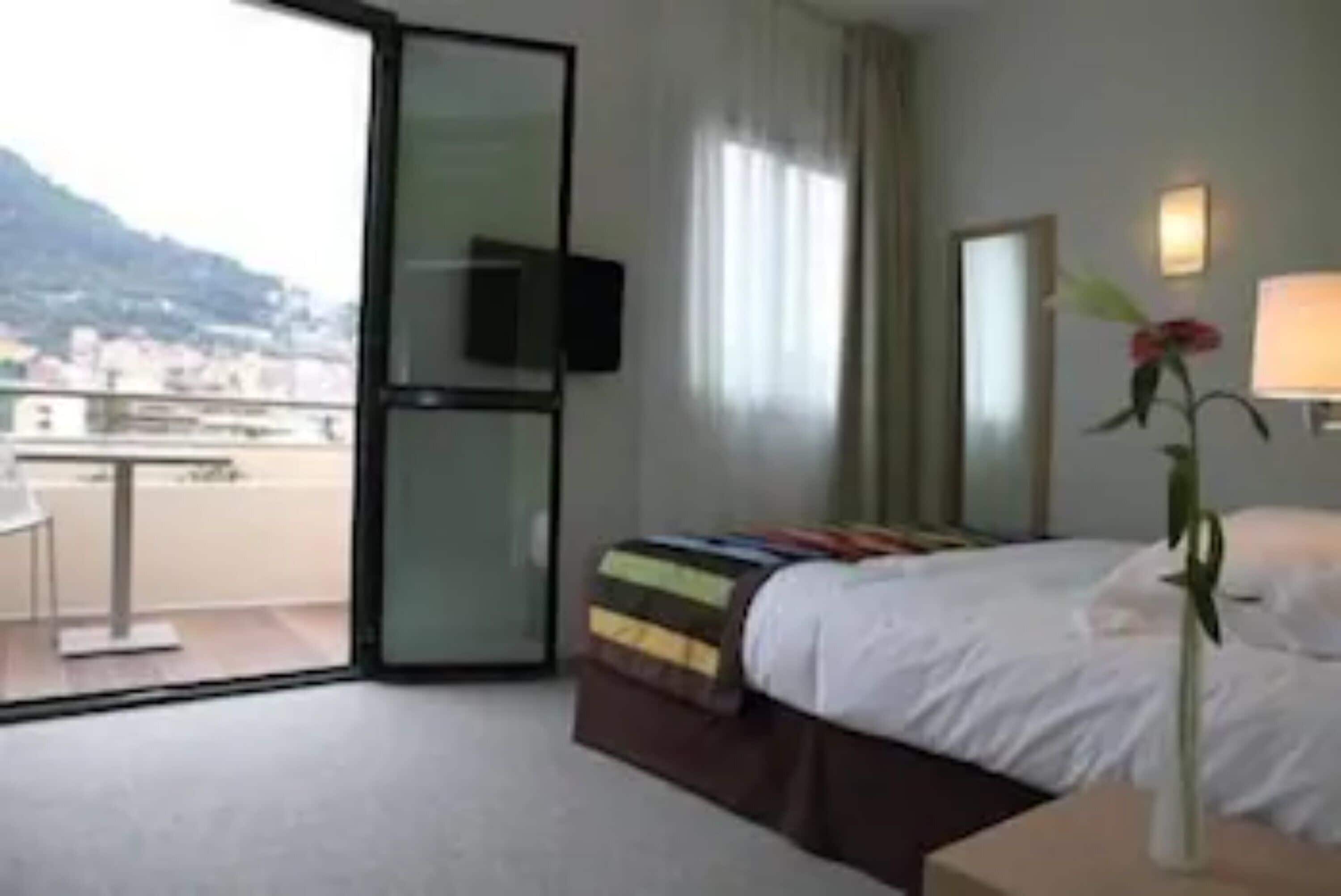 in-room safe, desk, blackout curtains, soundproofing