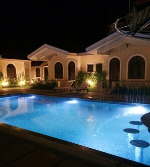 Piscina a l'aire lliure