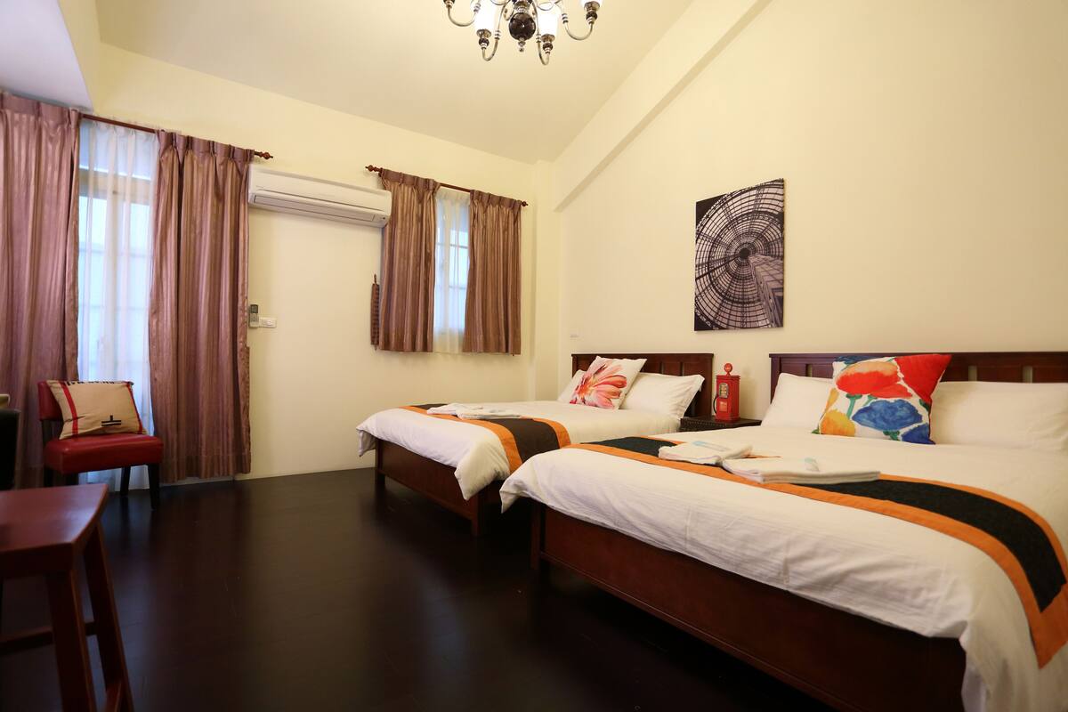 Desk, blackout curtains, rollaway beds, free WiFi