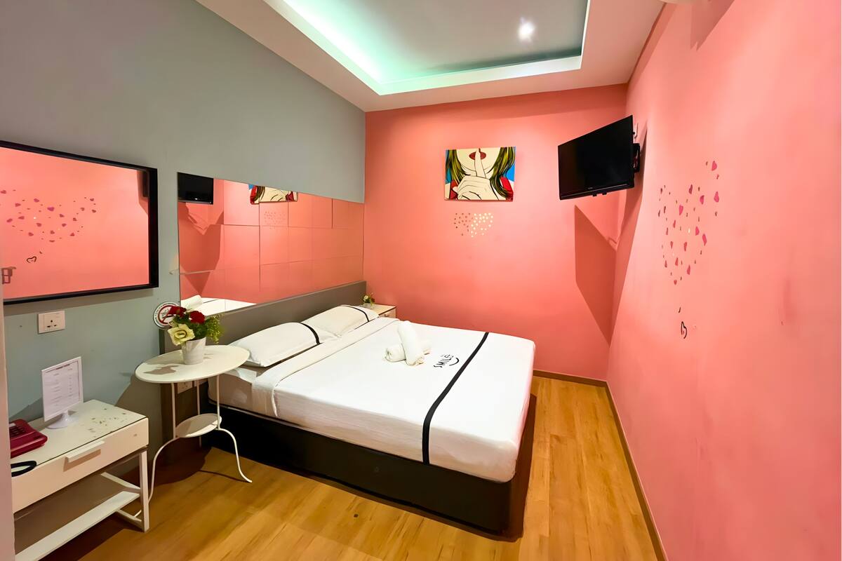Double | Blackout curtains, iron/ironing board (on request), free WiFi