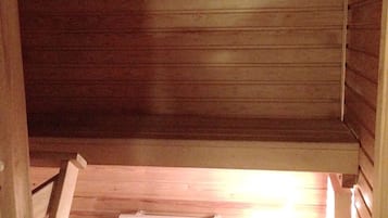 Appartement, 1 chambre, sauna | Ăquipements de salle de bain | Douche, articles de toilette gratuits