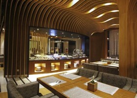 Desayuno buffet diario (IDR 145200 por persona)