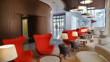 Àrea amb seients del vestíbul