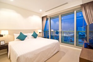 3 bedrooms, minibar, in-room safe, desk