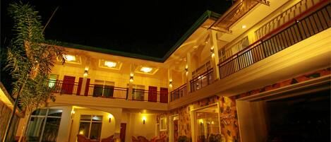 Fachada de la propiedad