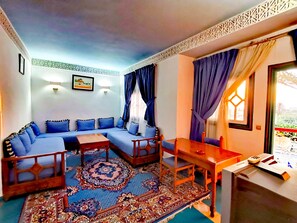 Blackout curtains, iron/ironing board, rollaway beds, free WiFi - Hotel Littoral (Aourir)