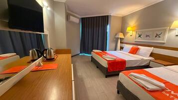 Minibar, desk, soundproofing, bed sheets