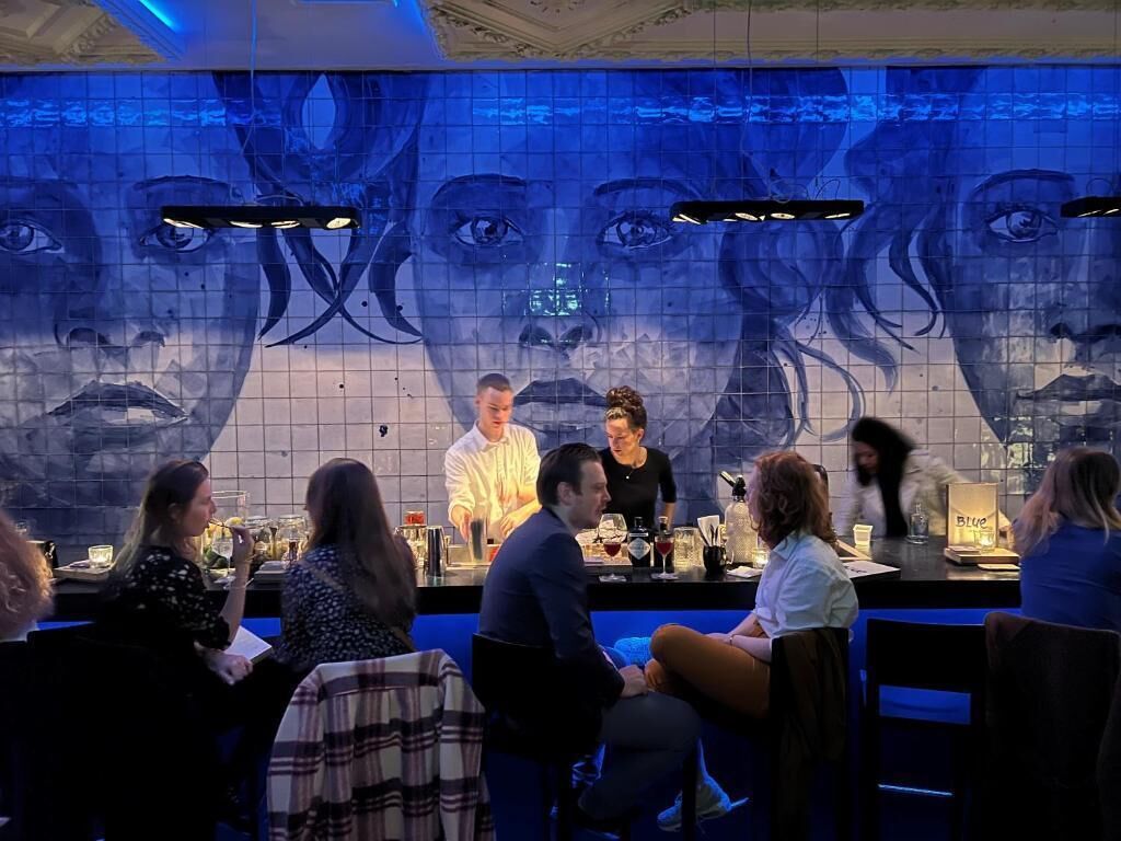 Bar (in der Unterkunft)