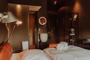 Standard Double Room, 1 King Bed | Down comforters, in-room safe, soundproofing, free WiFi