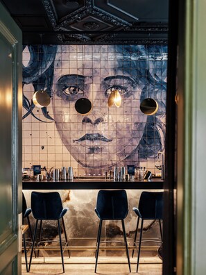 Bar (di hartanah)