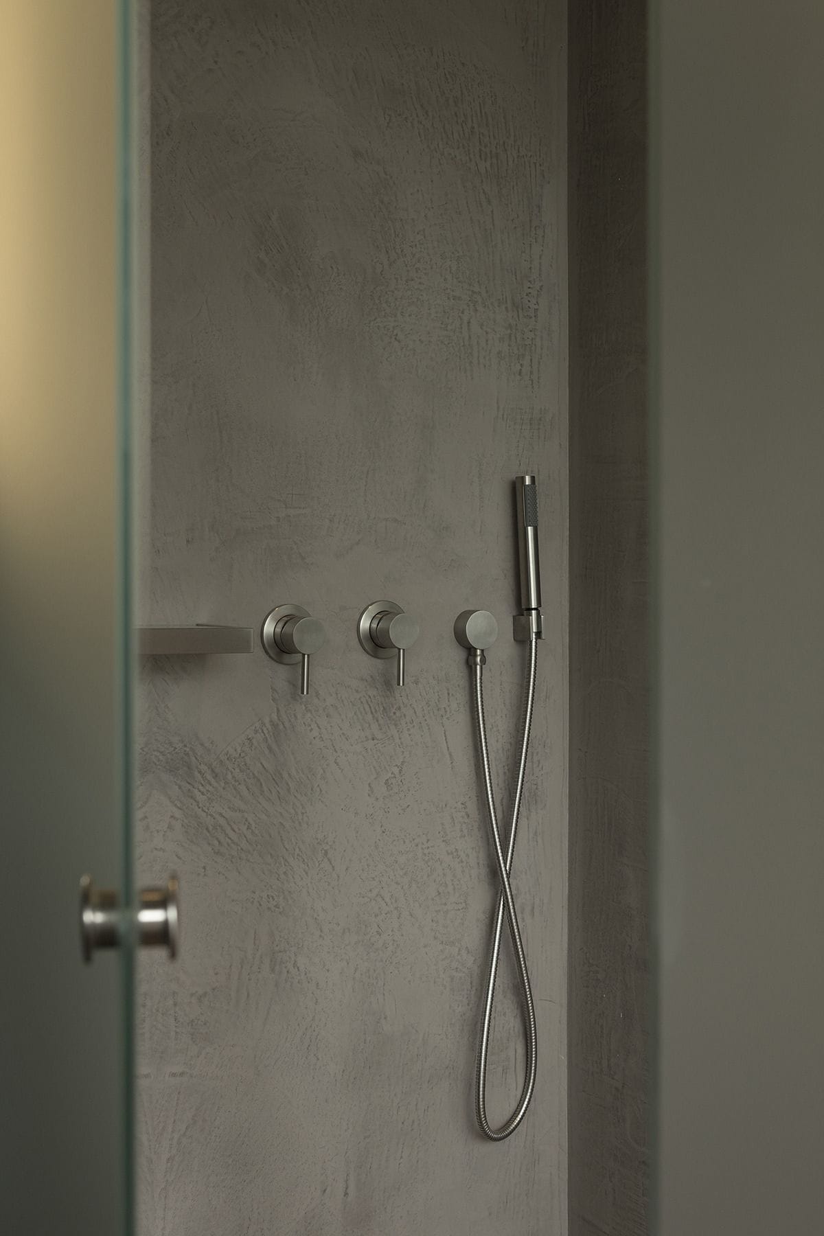 standard double room, 1 king bed | bathroom | shower, rainfall showerhead, designer toiletries, hair dryer