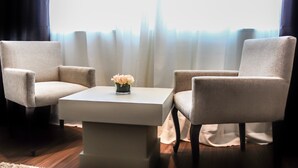 Premium bedding, minibar, in-room safe, desk - Mogador MARINA (Casablanca)